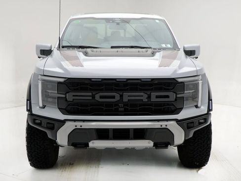Used 2025 Ford F150 Raptor image 6