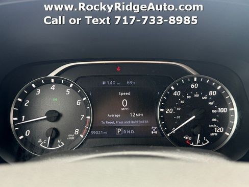 Used 2023 Nissan Frontier SV w/ Tow Package AWD/4WD image 12