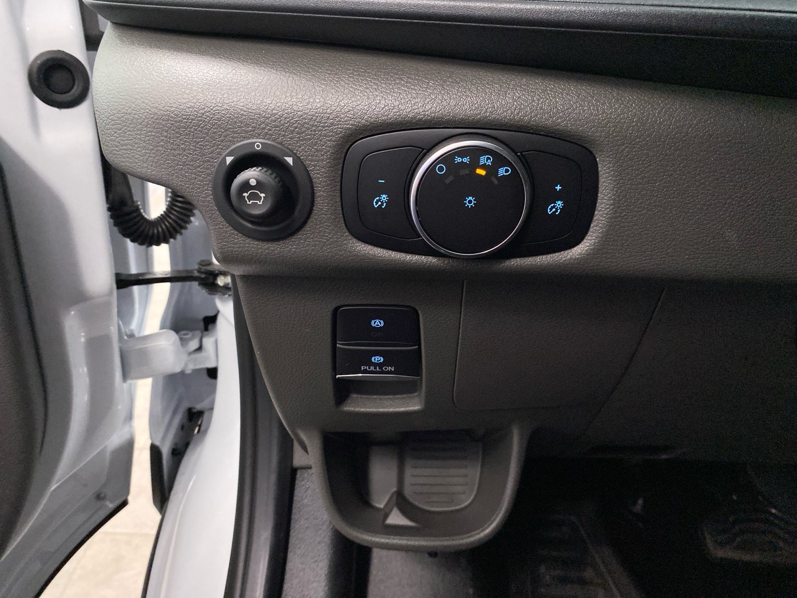 New 2026 Ford Transit 250 Low Roof RWD image 11
