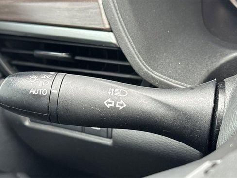 Used 2024 Nissan Altima 2.5 SV image 37