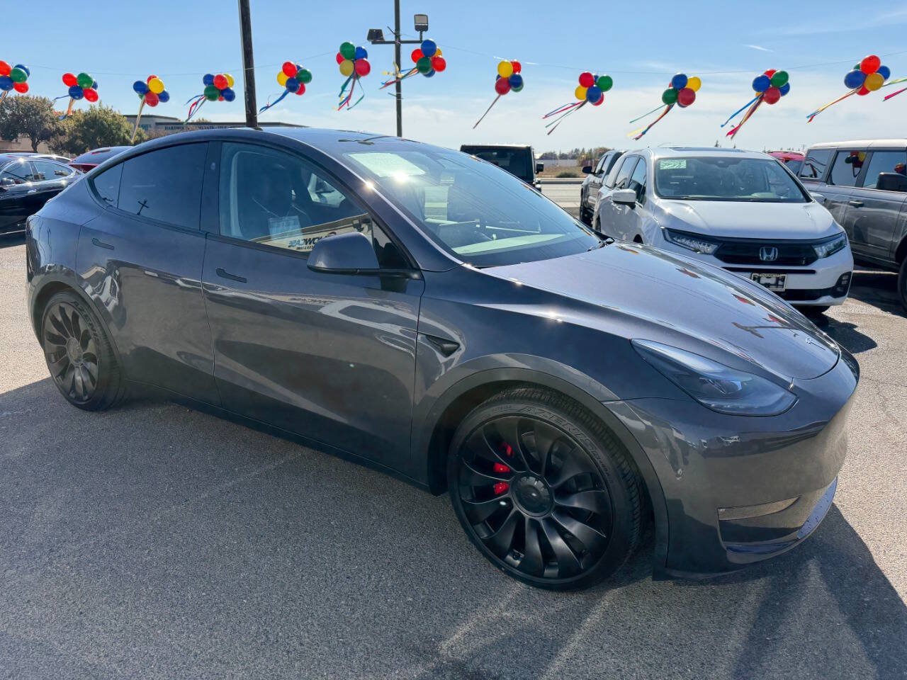 Used 2023 Tesla Model Y Performance AWD/4WD image 5