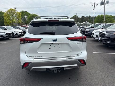 Used 2023 Toyota Highlander Platinum AWD/4WD image 8