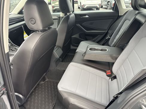 New 2026 Volkswagen Jetta SE FWD image 29