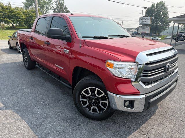 Used 2015 Toyota Tundra SR5 w/ TRD Off Road Package AWD/4WD image 6