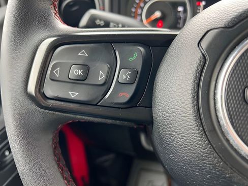 Used 2024 Jeep Wrangler Unlimited Rubicon AWD/4WD image 28