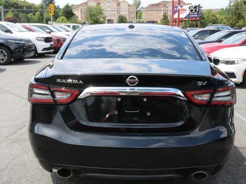 Used 2019 Nissan Maxima 3.5 SV w/ Floor Mat Group FWD image 6