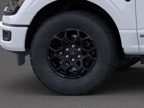 New 2025 Ford F150 XLT w/ Equipment Group 302A MID image 41