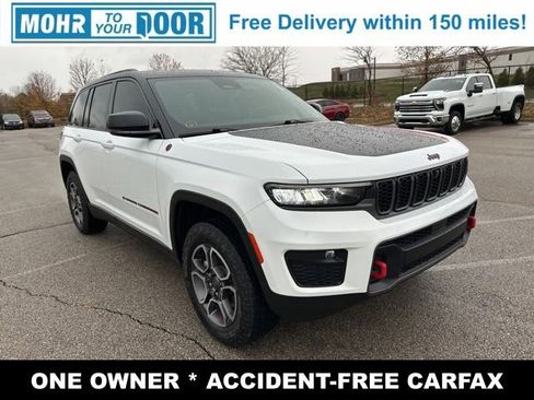 Used 2022 Jeep Grand Cherokee Trailhawk w/ Luxury Tech Group III image 3