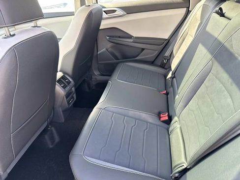 New 2026 Volkswagen Taos SE FWD image 11