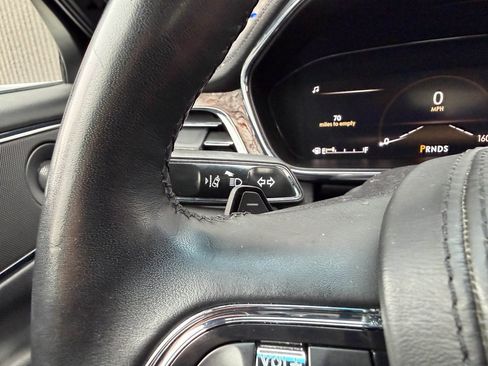 Used 2020 Lincoln Continental Standard w/ Premium Package image 45