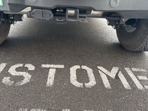 Used 2023 Ford Bronco Wildtrak image 7