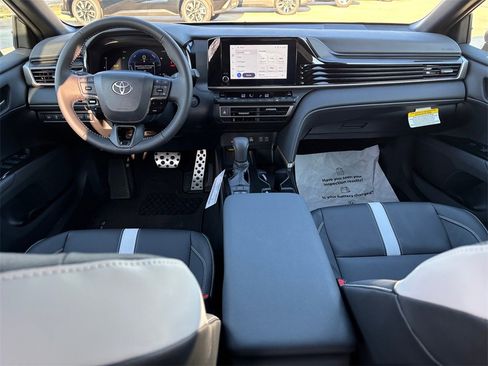 New 2026 Toyota Camry SE w/ Convenience Package image 25