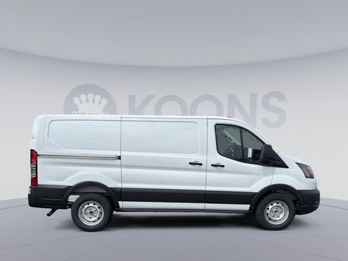New 2026 Ford Transit 150 Low Roof w/ Load Area Protection Package RWD image 8