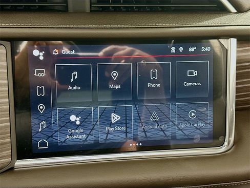 Used 2024 GMC Yukon Denali image 15