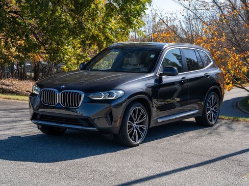 Used 2024 BMW X3 xDrive30i w/ Convenience Package w/ZPA image 5