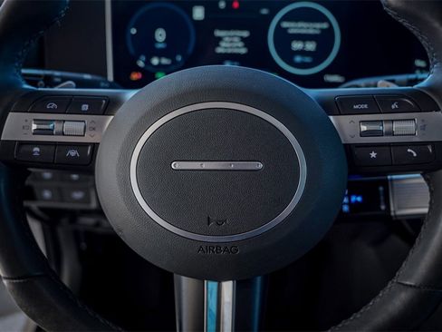 Used 2024 Hyundai Sonata Limited image 13