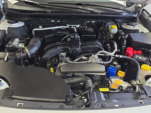 Used 2025 Subaru Outback Premium w/ Popular Package #1A image 25