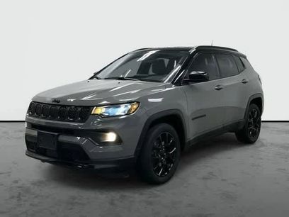 Used 2024 Jeep Compass Latitude w/ Convenience Group
