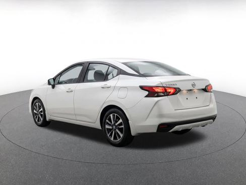Used 2025 Nissan Versa SV FWD image 7