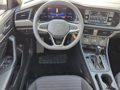 Used 2022 Volkswagen Jetta S FWD image 11