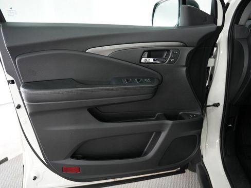 Used 2019 Honda Pilot EX-L image 44