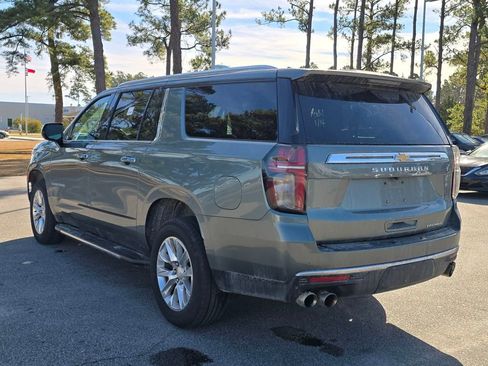 Used 2023 Chevrolet Suburban Premier image 5