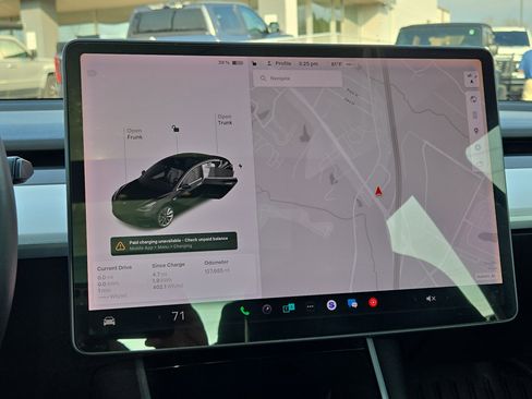 Used 2018 Tesla Model 3 Performance image 18
