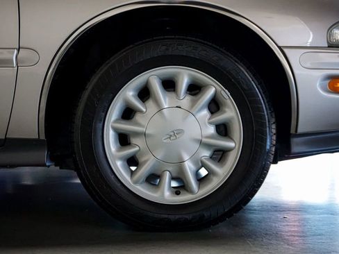 Used 1997 Buick Riviera Supercharged Coupe image 40