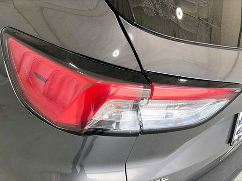 Used 2021 Ford Escape SEL image 13