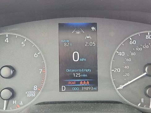 Used 2024 Toyota Corolla LE image 25