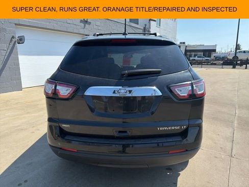 Used 2017 Chevrolet Traverse LT w/ Style and Technology Package FWD image 7