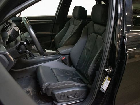 Used 2020 Audi Q3 2.0T Premium Plus w/ Premium Plus Package image 19