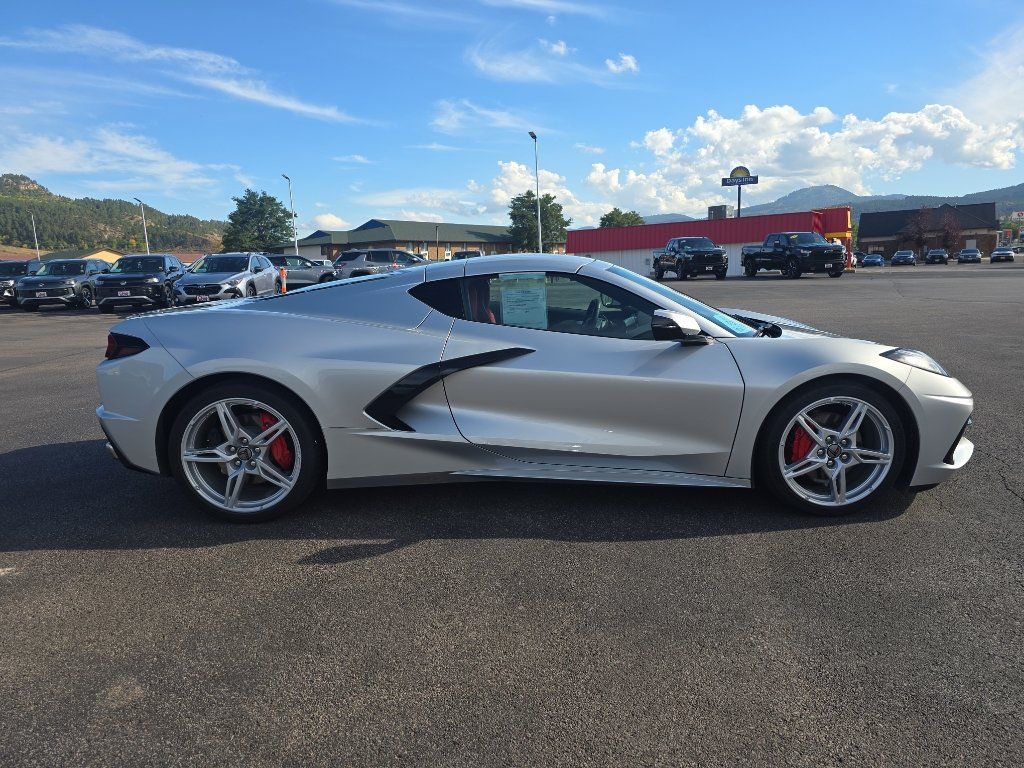 Used 2020 Chevrolet Corvette Stingray Preferred Cpe w/ 2LT Preferred Equipment Group RWD image 6