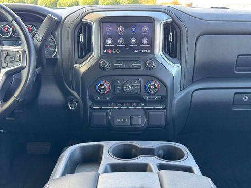 Used 2021 Chevrolet Silverado 1500 LT image 12