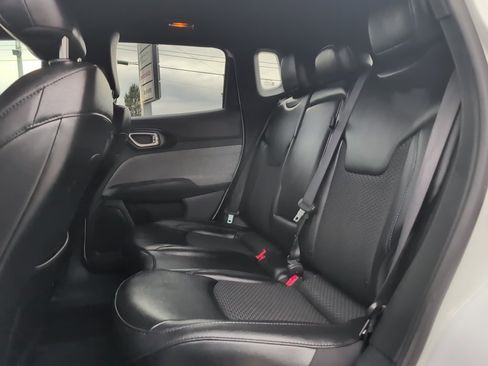 Used 2023 Jeep Compass Latitude w/ Convenience Group image 20