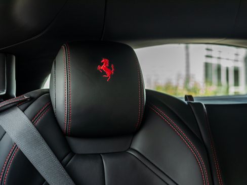 Used 2018 Ferrari GTC4Lusso T RWD image 41