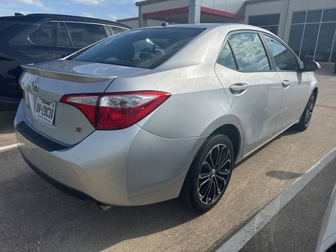 Used 2014 Toyota Corolla S Premium w/ Driver Convenience Package FWD image 2