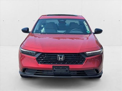 New 2025 Honda Accord SE image 6