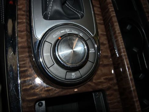 Used 2020 Nissan Armada Platinum w/ Captain's Chairs Package image 20