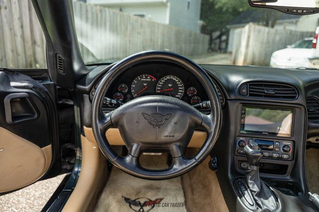 Used 2001 Chevrolet Corvette Convertible w/ Preferred Equipment Group2 RWD image 41