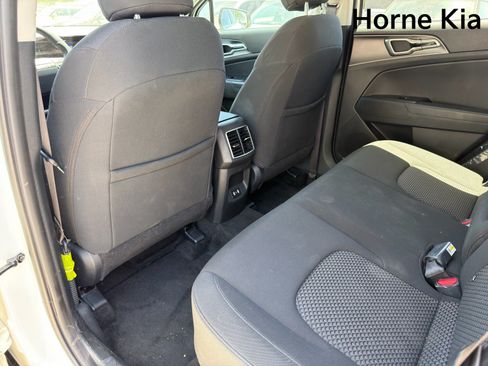 New 2026 Kia Sportage LX FWD image 19