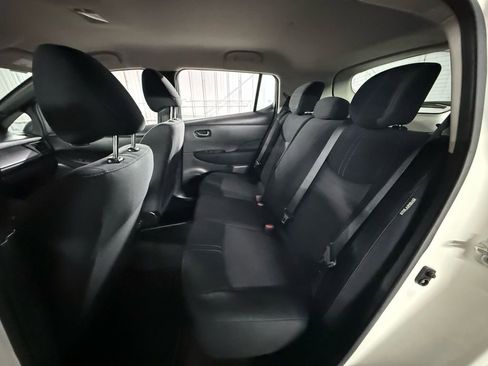 Used 2022 Nissan Leaf S image 19