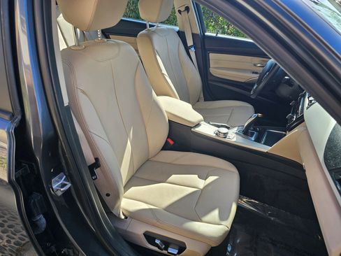 Used 2018 BMW 320i Sedan image 23