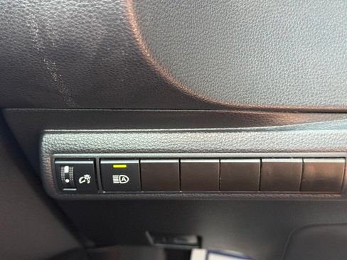 Used 2024 Toyota Corolla LE FWD image 29