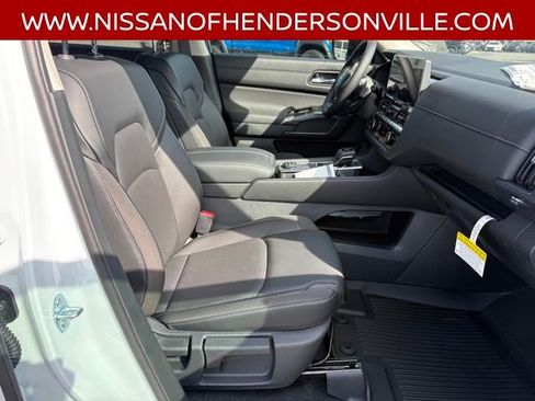 New 2026 Nissan Pathfinder SL AWD/4WD image 19
