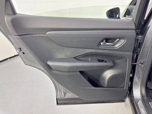 Used 2023 Nissan Ariya Engage image 40