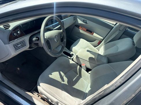 Used 2009 Buick LaCrosse CX FWD image 12