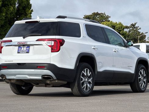 Used 2023 GMC Acadia SLT image 4