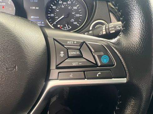 Certified 2022 Nissan Rogue Sport SL AWD/4WD image 60