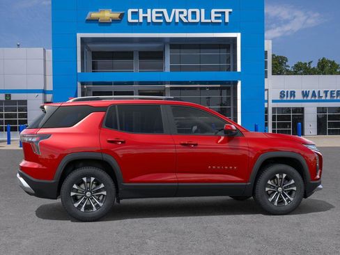 New 2026 Chevrolet Equinox LT image 5